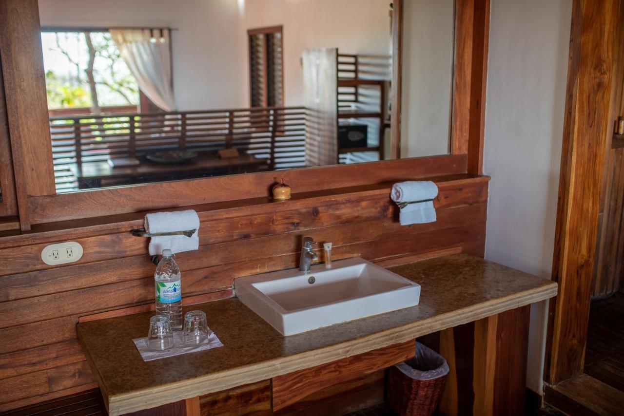 Aqua Oceanfront Hotel Resort El Gigante Luaran gambar